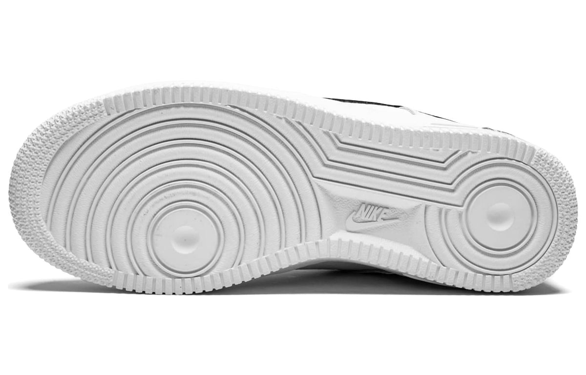 Nike Air Force 1 07 LV 8 Overbranding Sneakers
